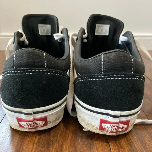 Vans Classic Black & White Old Skool Sneakers, women’s 8.5 - Picture 7 of 9
